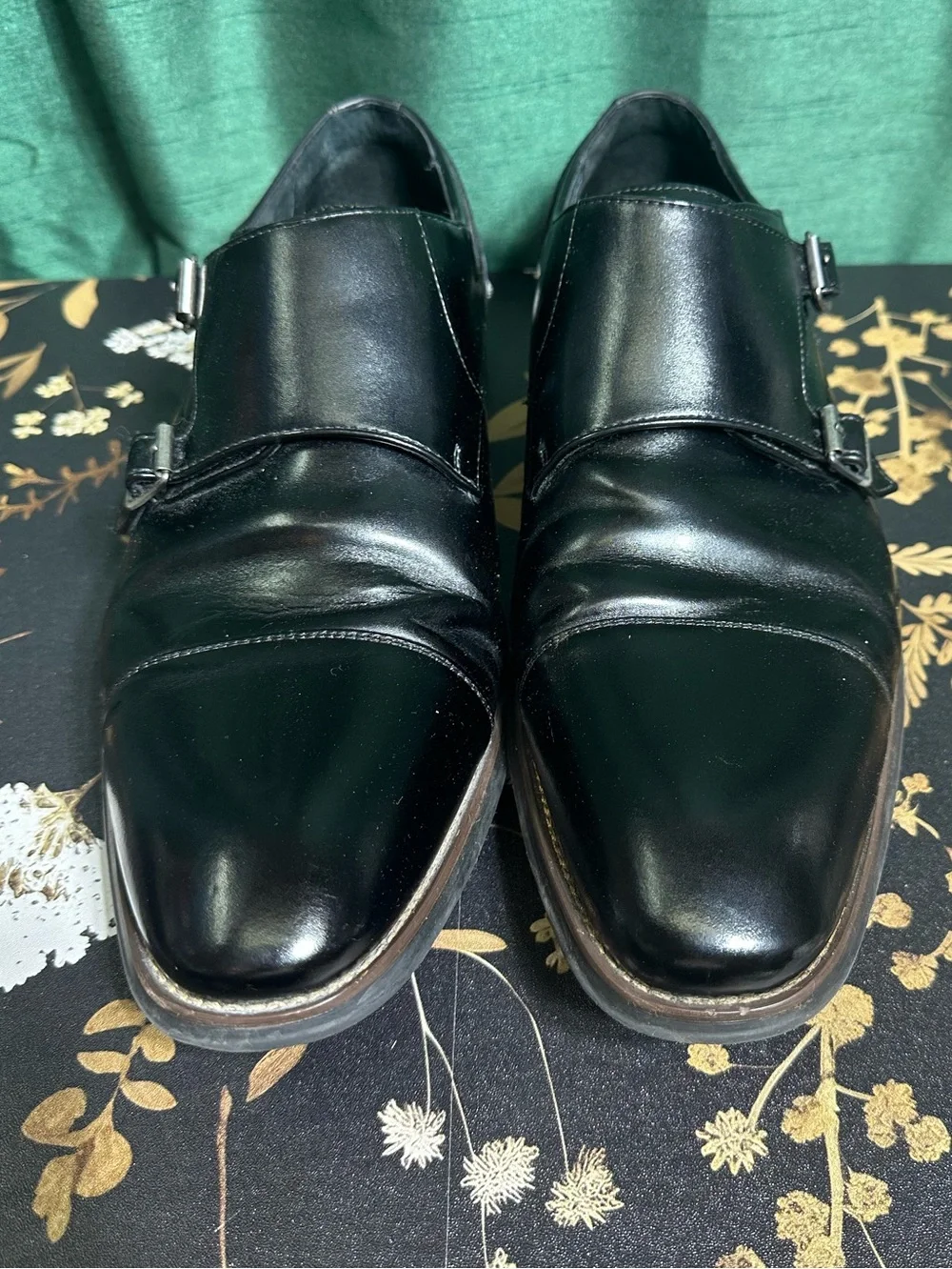 Stacy Adams Bayne shoes black leather /cap toe with double buckle monk straps